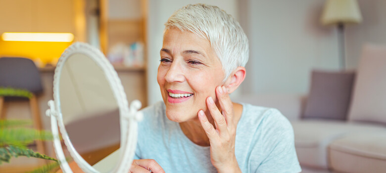 Considering Broadband Light Therapy? Here’s What You Need to Know